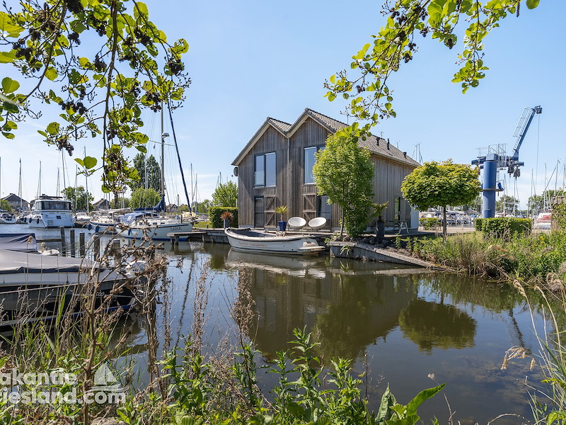 Vakantiehuis Stavoren met uitzicht op de haven