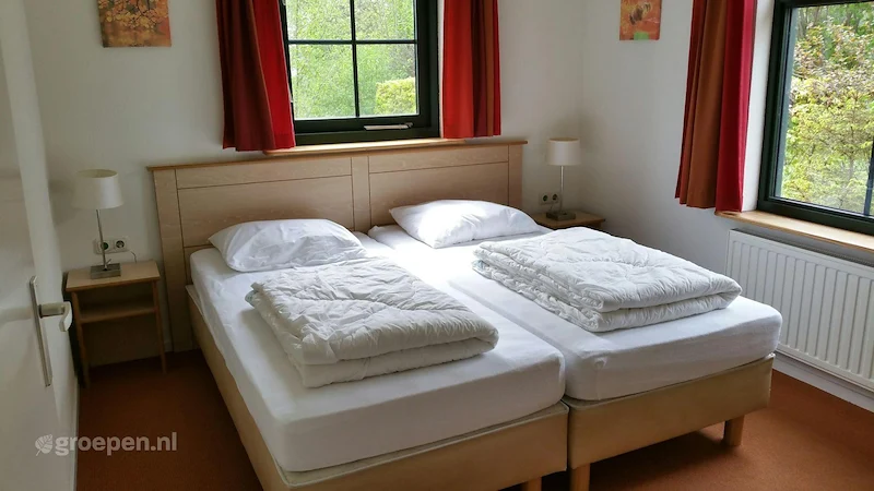 groepsaccommodatie-Frankrijk-Nederland-BAN-811-06.jpg, slaapkamer,bed