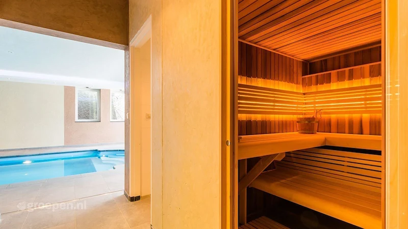 groepsaccommodatie-mechelen-meh-1521-004.jpg, sauna, binnenzwembad groepsaccommodatie-mechelen-meh-1521-004.jpg, sauna, binnenzwembad