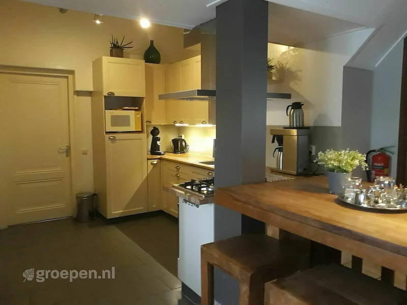 groepsaccommodatie-Nederland-Bakkeveen-BKV-2112-08.jpg, keuken