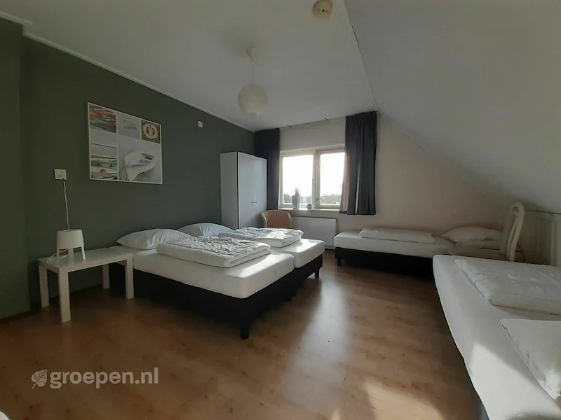 groepsaccommodatie-Nederland-Bakkeveen-BKV-2112-04.jpg, slaapkamer