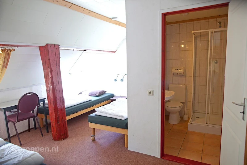 groepsaccommodatie-diever-dev-344-076.jpg, bedden