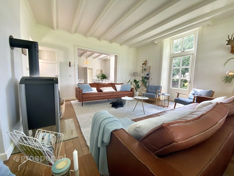 groepsaccommodatie-Nederland-Lengel-12 personen-LEN-370-52.jpg, Open haard,Banken,Loungestoel