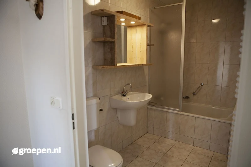 groepsaccommodatie-voorthuizen-VTH-1233-7, badkamer