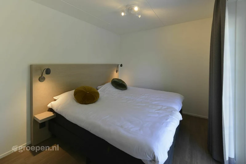 groepsaccommodatie-Nederland-Hellevoetsluis-10-personen-HLS-2157-03.jpg, bed