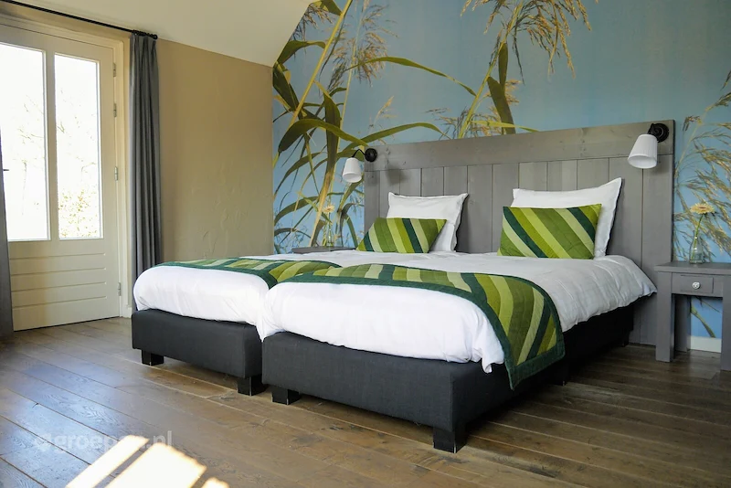 groepsaccommodatie-Nederland-Heleaveen-18-personen-HLV-191-84.jpg, bed