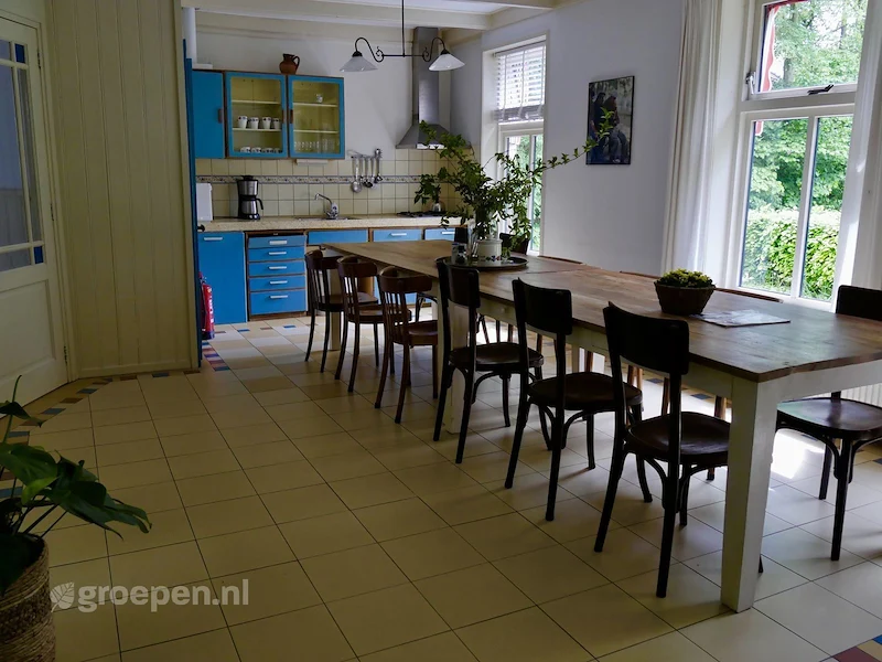 groepsaccommodatie-Uitwellingerga-UWG-1833, eettafel groepsaccommodatie-Uitwellingerga-UWG-1833, eettafel