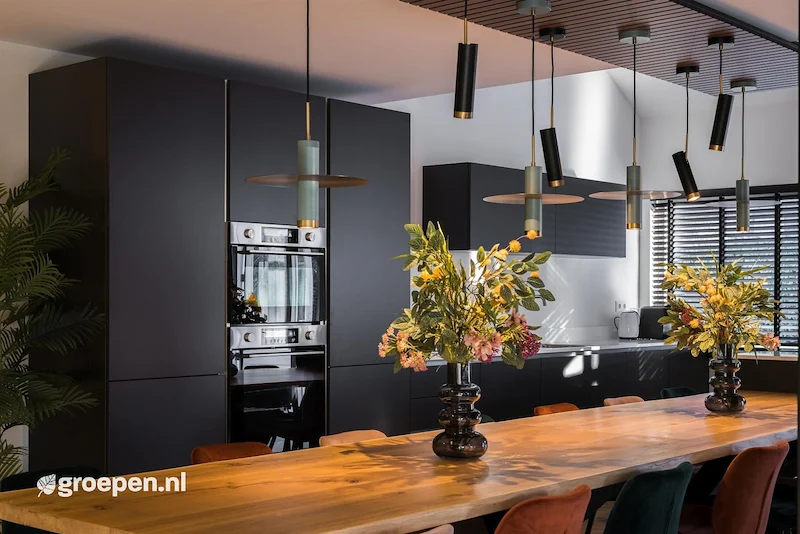 Groepsaccommodatie-Oirschot-Nederland-18-personen-OIR-8018-DG.jpg, eettafel, keuken