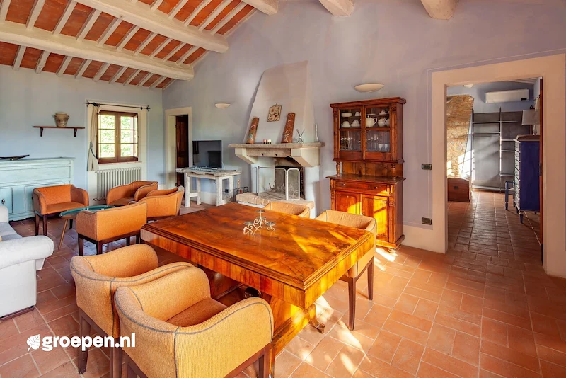 Villa-Italie-12-personen-Città-della-Pieve-CDP-9041-2.jpg, tafel, stoelen Villa-Italie-12-personen-Città-della-Pieve-CDP-9041-2.jpg, tafel, stoelen