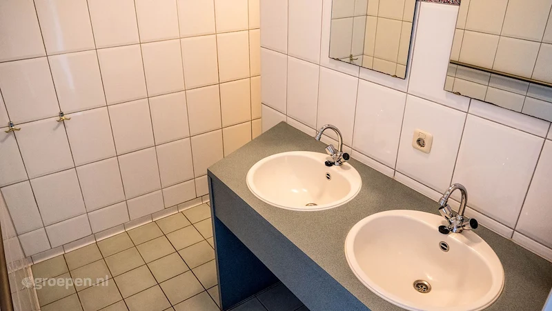 Groepsaccommodatie Lemmer Nederland voor 126 personen WDS-1046, wasbak Groepsaccommodatie Lemmer Nederland voor 126 personen WDS-1046, wasbak