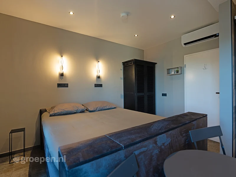 Groepsaccommodatie-16 personen-Nederland-Ouddorp-ODD-1346-09.jpg, tweepersoonsbed
