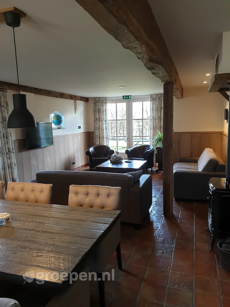 Vakantiehuis-8 personen-Nederland-Haaren-HRN-2026, woonkamer,bank,eettafel
