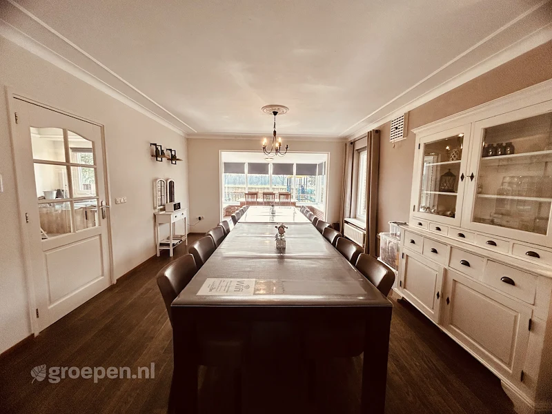 groepsaccommodatie-Nederland-Handel-16 personen HAN-478-05.jpg, tafel