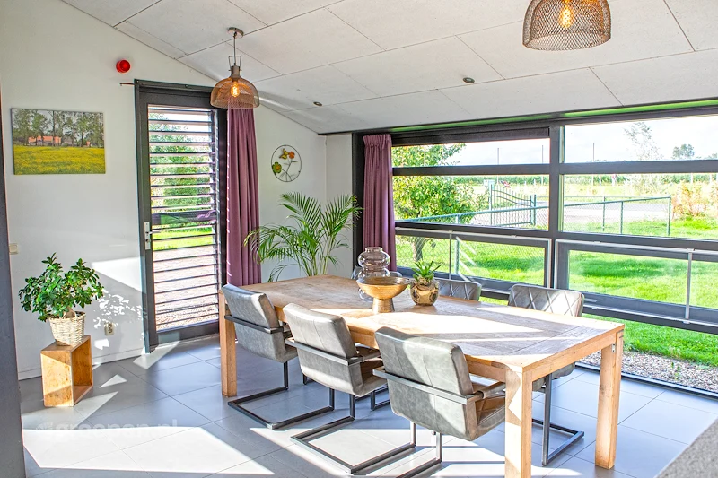 groepsaccommodatie-Nederland-Noordeloos-32 personen-NOO-1054-20.jpg, Eettafel groepsaccommodatie-Nederland-Noordeloos-32 personen-NOO-1054-20.jpg, Eettafel