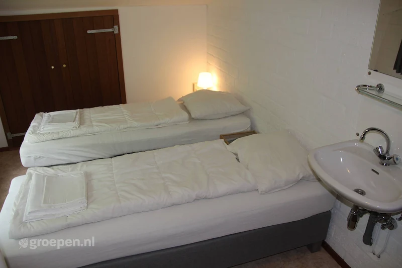 Groepsaccommodatie-Nederland-Limburg-Ulestraten-8-personen-ULE-0034-B, slaapkamer,bed Groepsaccommodatie-Nederland-Limburg-Ulestraten-8-personen-ULE-0034-B, slaapkamer,bed