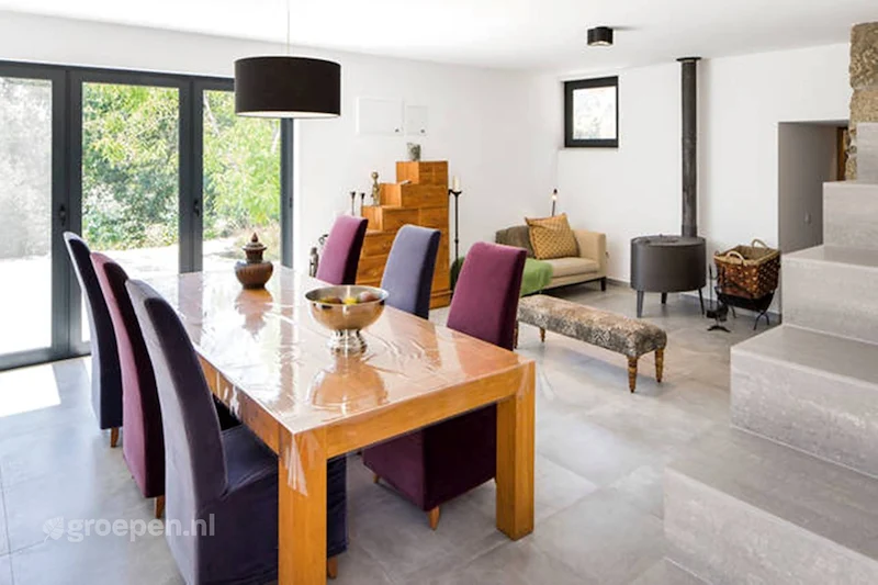 Vakantiehuis-Portugal-Viseu-Tondela-11p-TDL-1250, woonkamer,eettafel
