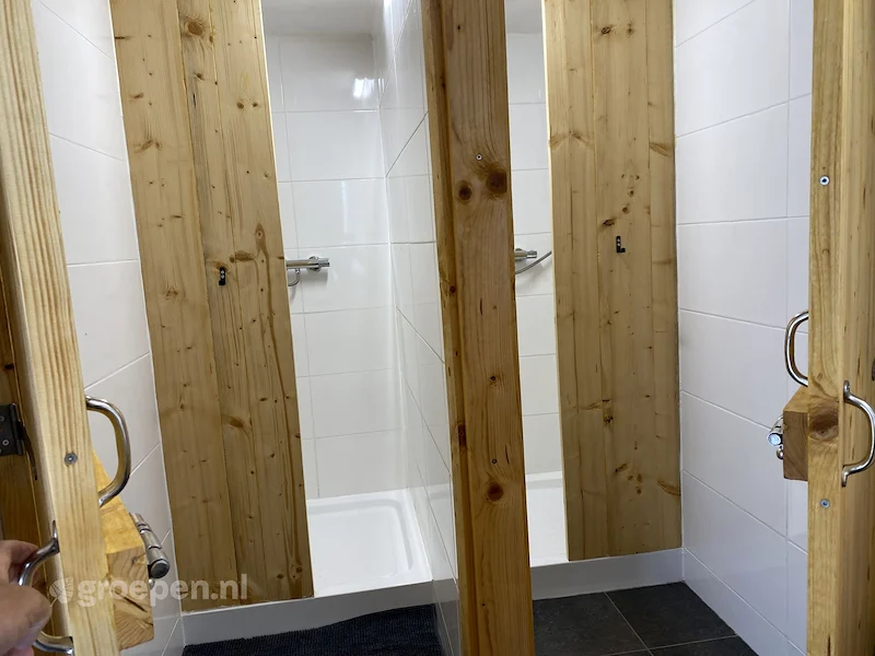 Groepsaccommodatie-16personen-Nederland-Tilburg-TIL-1199--001.jpg, douche