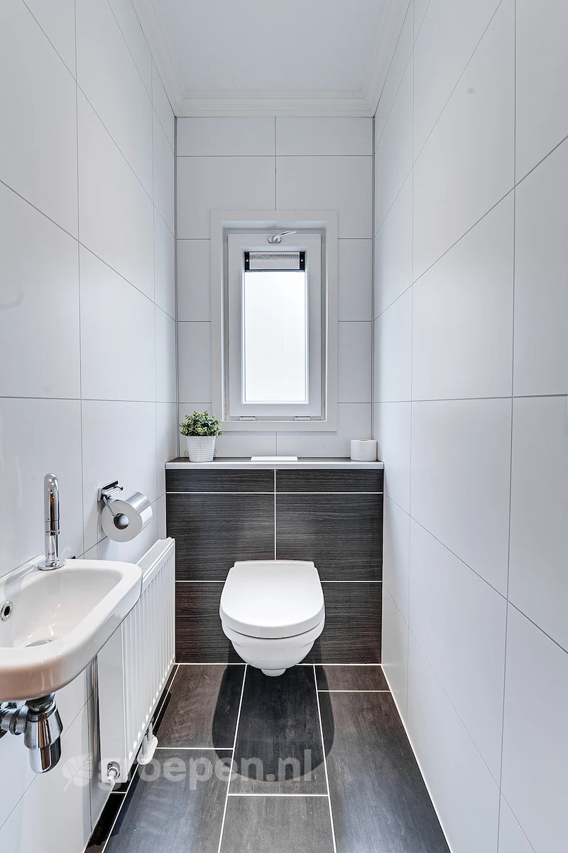 groepsaccommodatie EES-1814, toilet