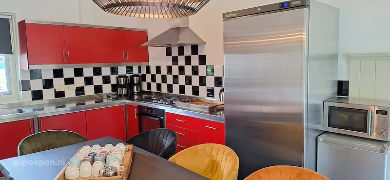 groepsaccommodatie-nederland-giethoorn-42-personen-gth-728.jpg, keuken