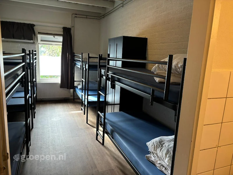 groepsaccommodatie-Nederland-Heeg-42 personen-HEE-3756-34.jpg, Stapelbedden groepsaccommodatie-Nederland-Heeg-42 personen-HEE-3756-34.jpg, Stapelbedden