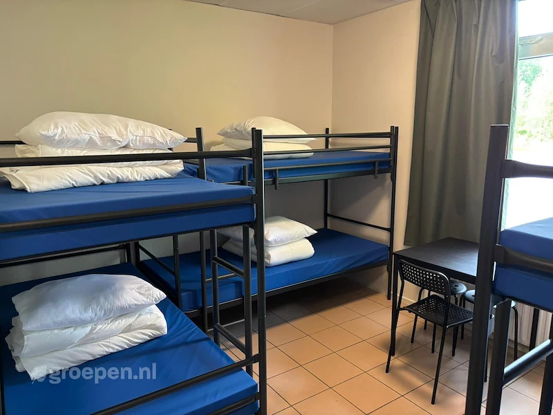 groepsaccommodatie-Nederland-Heeg-72 personen-HEE-3656-11.jpg, Stapelbedden