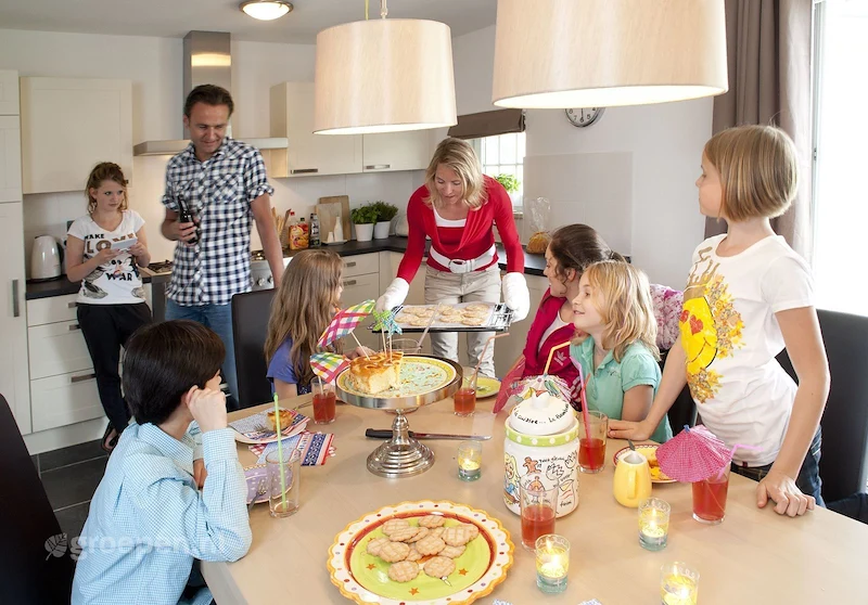 groepsaccommodatie-roggel-rog-1346-037.jpg, keuken, kinderen