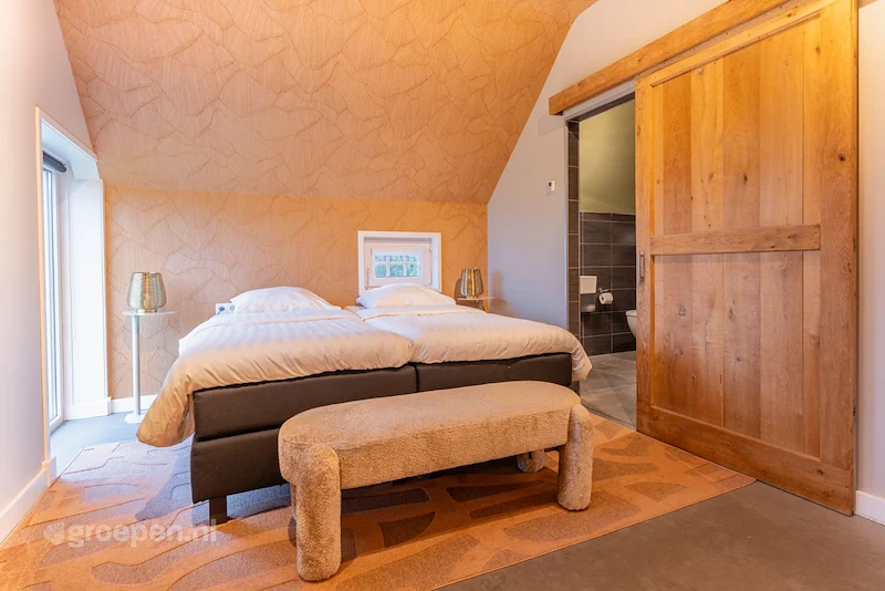 Groepsaccommodatie-Nederland-Ellertshaar-18 personen-ELT-2011-13.jpg, Slaapkamer met ensuite badkamer