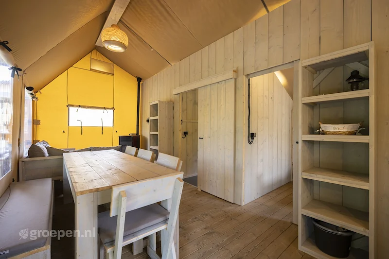 groepsaccommodatie-Belgie-16personen-Ravels-PRA-8361--017.jpg, woonkamer