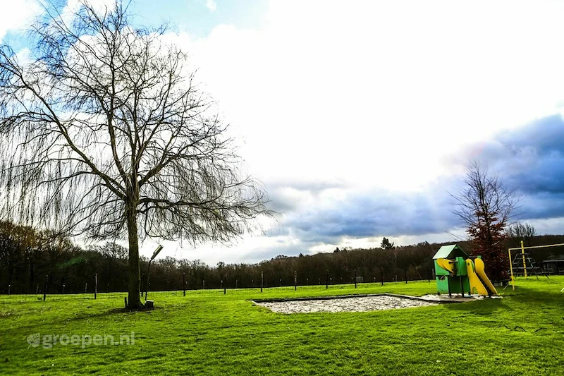 Groepsaccommodatie-Nederland-Gulpen-25 personen-GUL-2177, Groot grasveld,Zandbak,Speeltoestel