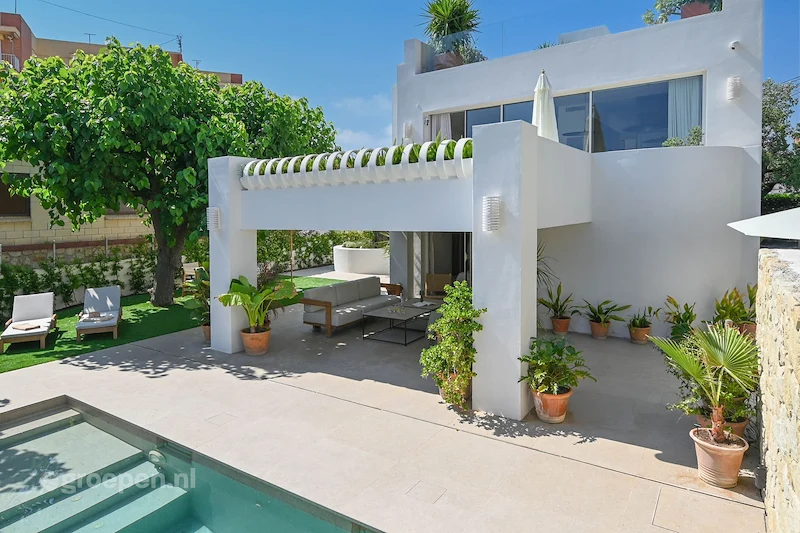 Groepsaccommodatie-Spanje-CostaBlanca-14personen-AGU-216104.jpg, accommodatie met zwembad