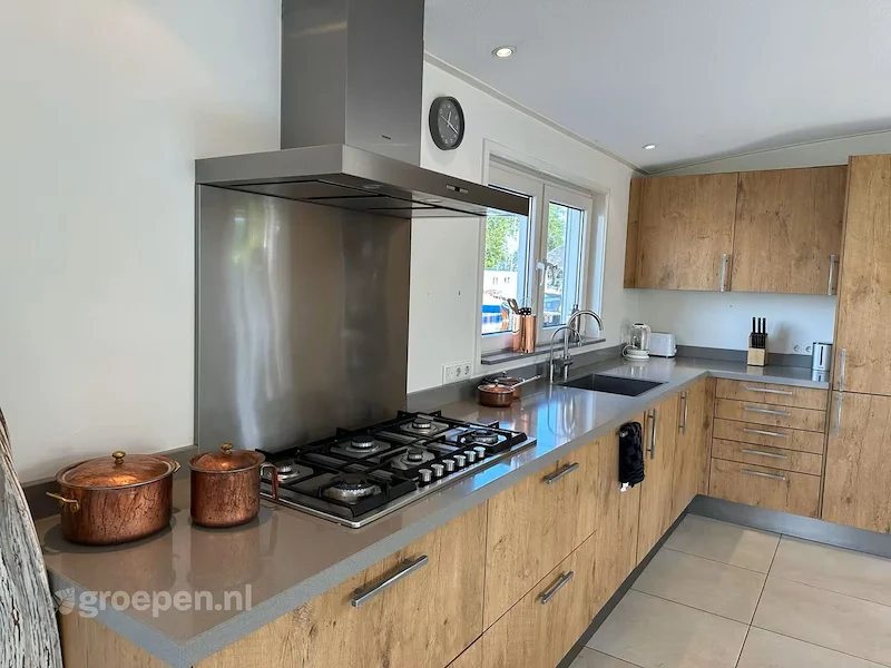 groepsaccommodatie-Nederland-11 personen-Loosdrecht-LSD-1861--004.jpg, Keuken groepsaccommodatie-Nederland-11 personen-Loosdrecht-LSD-1861--004.jpg, Keuken