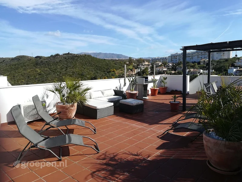 groepsaccommodatie-Spanje-Miraflores-MIR-901107.jpg, ligstoelen groepsaccommodatie-Spanje-Miraflores-MIR-901107.jpg, ligstoelen