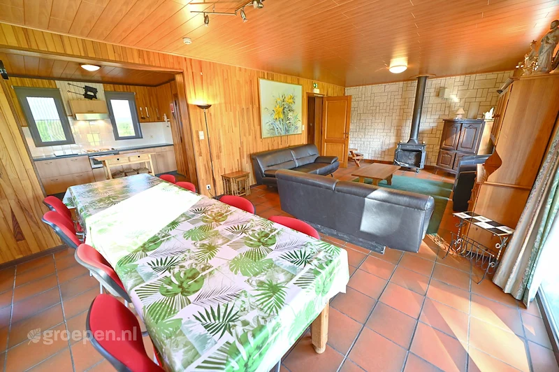 Groepsaccommodatie-Belgie-Ardennen-Durbuy-12 personen-ARO-5567-08.jpg, eettafel Groepsaccommodatie-Belgie-Ardennen-Durbuy-12 personen-ARO-5567-08.jpg, eettafel