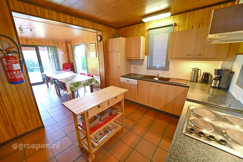 Groepsaccommodatie-Belgie-Ardennen-Durbuy-12 personen-ARO-5567-10.jpg, keuken Groepsaccommodatie-Belgie-Ardennen-Durbuy-12 personen-ARO-5567-10.jpg, keuken