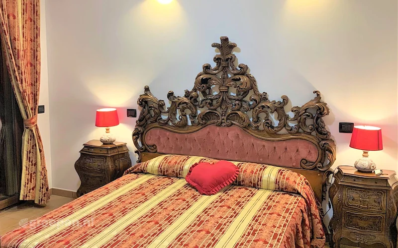 Groepsaccommodatie-Italie-Montefiascone-22-personen-MON-1414.jpg, slaapkamer met tweepersoonsbed