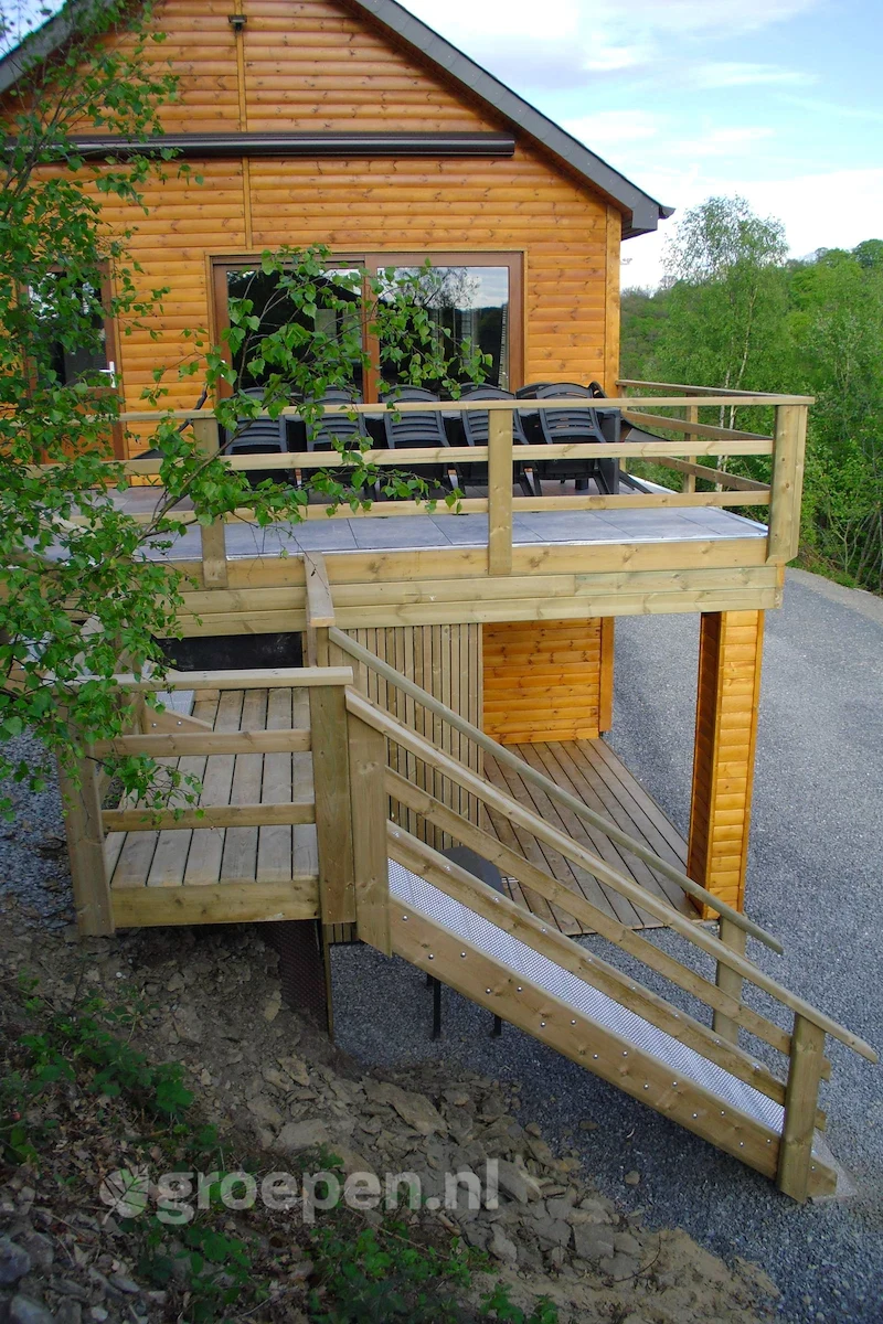 groepsaccommodatie-Belgie-LaRocheenArdenne-12personen-ARO-5569-024.jpg, trap