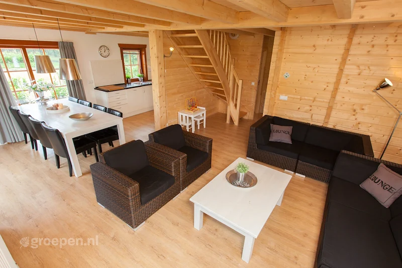 groepsaccommodatie-Nederland-Brunssum-12-personen-EUR-6873-009.png, Woonkamer