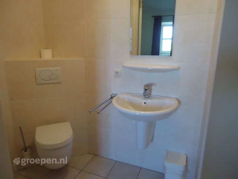 groepsaccommodatie-handel-hnl-583-059.jpg, wc met wasbak