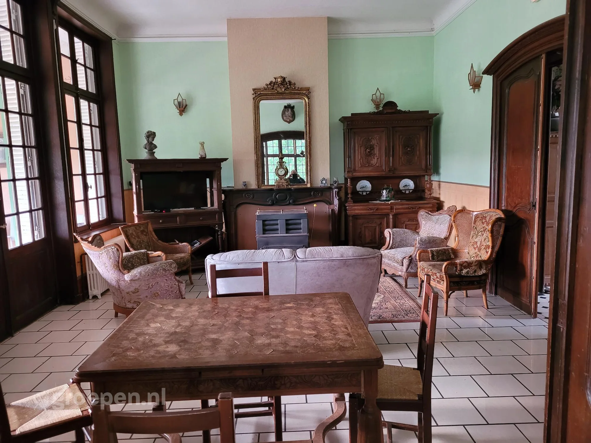 Chateau Le Mont-Dieu