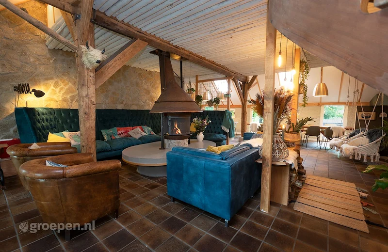 Groepsaccommodatie-Nederland-Ruinerwold-20 personen-RNW-9274--29.jpg, woonkamer, openhaard
