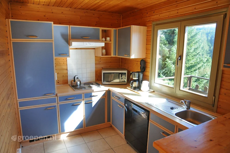 Groepsaccommodatie-Belgie-Ardennen-La-Roche-en-Ardenne-8 personen-ARO-5610--12.jpg, Houten keuken