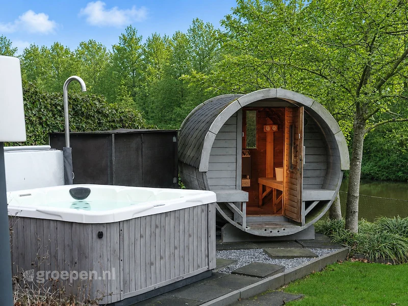 Groepsaccommodatie-Nederland-Zeewolde-10personen-ZWD-8274.018.jpg, jacuzzi en sauna