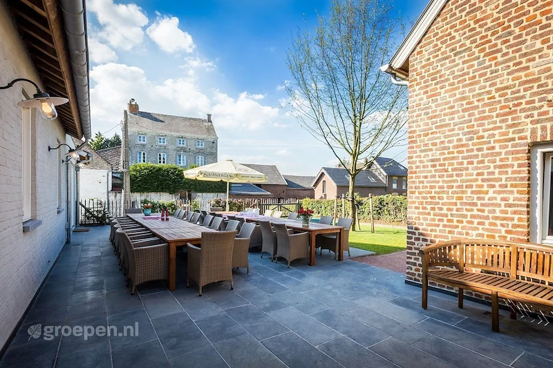 groepsaccommodatie-teuven-tvn-1342-060.jpg, groot terras